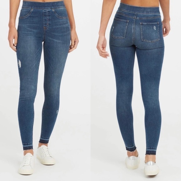 SPANX Distressed Skinny Jeans Medium Wash - Picture 1 of 13